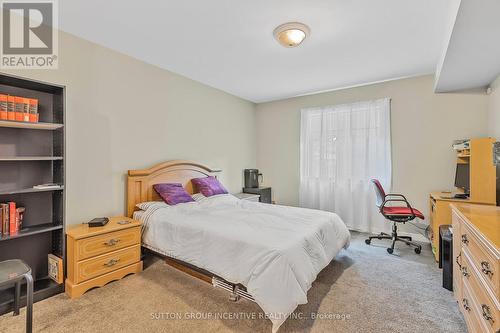 66 Raglan Street, Collingwood, ON - Indoor Photo Showing Bedroom