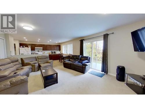 9703 86A Street, Fort St. John, BC - Indoor Photo Showing Living Room