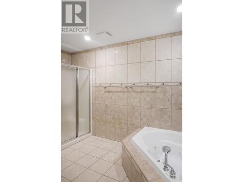 6 90 Smith Street, Kitimat, BC - Indoor Photo Showing Bathroom