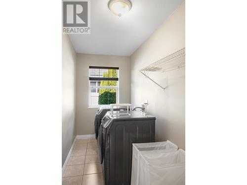 6 90 Smith Street, Kitimat, BC - Indoor Photo Showing Laundry Room