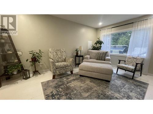 1429 E 8Th Avenue, Prince Rupert, BC - Indoor Photo Showing Living Room