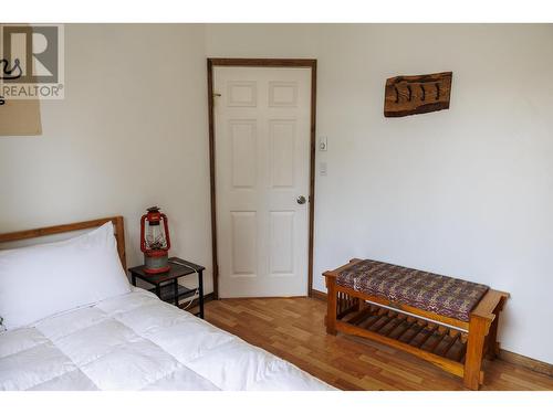 851 2Nd Avenue, Mcbride, BC - Indoor Photo Showing Bedroom