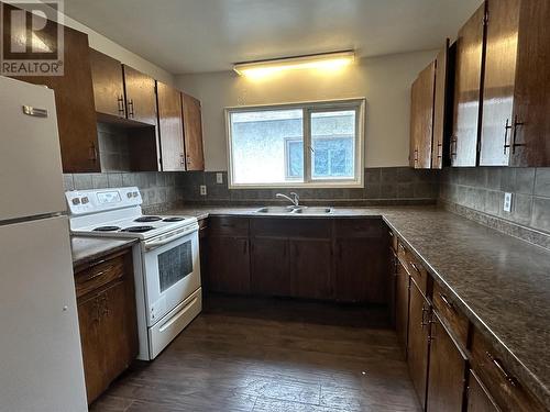 2220-2226 Upland Street, Prince George, BC - Indoor Photo Showing Kitchen With Double Sink