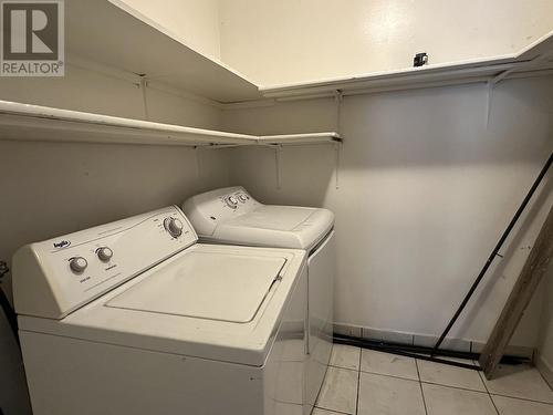 2220-2226 Upland Street, Prince George, BC - Indoor Photo Showing Laundry Room