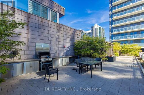 2302 - 121 Mcmahon Drive, Toronto, ON - Outdoor