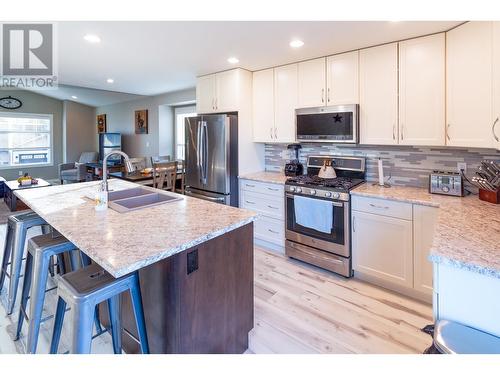 5344 Woodvalley Drive, Prince George, BC - Indoor Photo Showing Kitchen