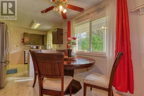 102 Conrad Crescent, Williams Lake, BC - Indoor Photo Showing Dining Room