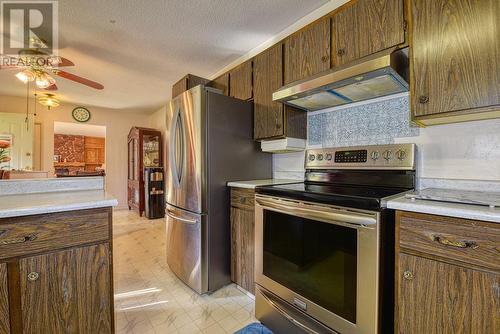 102 Conrad Crescent, Williams Lake, BC - Indoor Photo Showing Kitchen