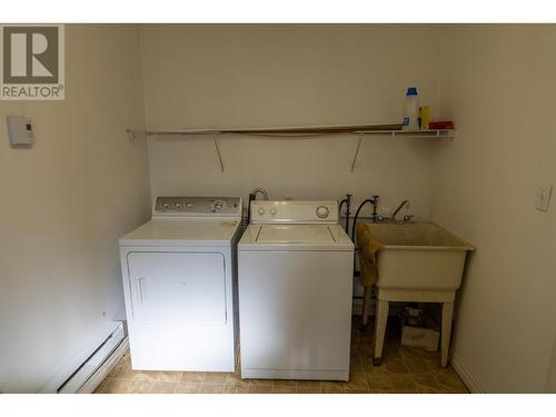 868-870 Fulton Street, Prince Rupert, BC - Indoor Photo Showing Laundry Room