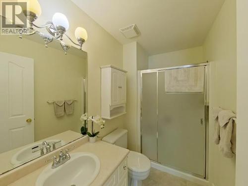 6-4020 Saturna Ave, Powell River, BC - Indoor Photo Showing Bathroom