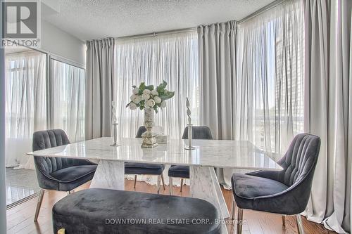 406 - 1121 Steeles Avenue W, Toronto, ON - Indoor Photo Showing Dining Room