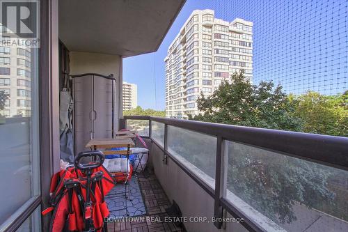 406 - 1121 Steeles Avenue W, Toronto, ON - Outdoor With Balcony With Exterior