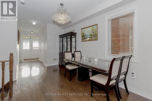 20 Blackberry Valley Crescent, Caledon, ON - Indoor Photo Showing Dining Room