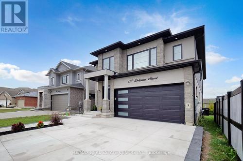 123 Dulgaren Street, Hamilton, ON - Outdoor With Facade