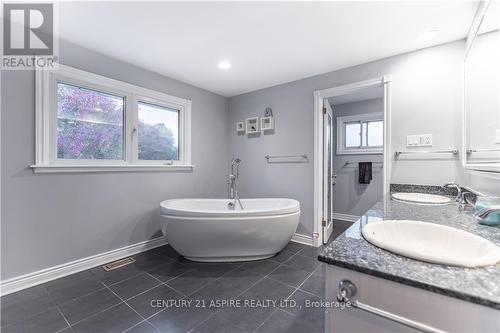 179 Ridge Road, Deep River, ON - Indoor Photo Showing Bathroom