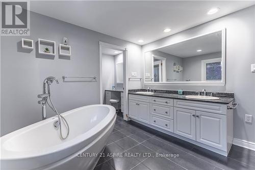 179 Ridge Road, Deep River, ON - Indoor Photo Showing Bathroom