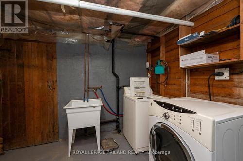 538 Chester Street, London, ON - Indoor Photo Showing Laundry Room