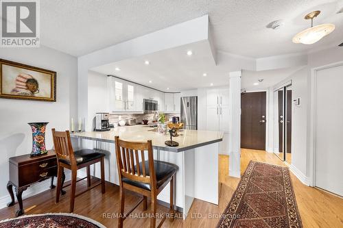 906 - 15 Maitland Place, Toronto, ON - Indoor Photo Showing Dining Room