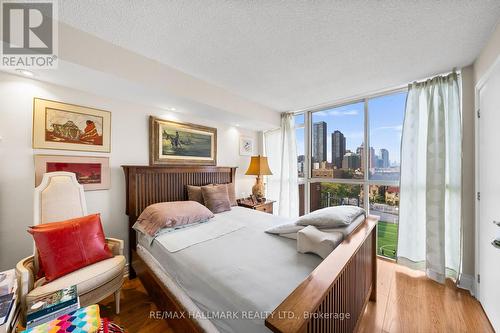 906 - 15 Maitland Place, Toronto, ON - Indoor Photo Showing Bedroom