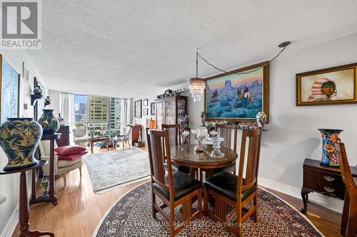 906 - 15 Maitland Place, Toronto, ON - Indoor Photo Showing Dining Room