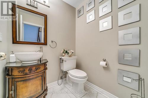 472 Cunningham Drive, Vaughan, ON - Indoor Photo Showing Bathroom