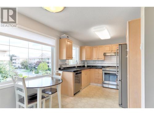 3870 Brown Road Unit# 304, West Kelowna, BC - Indoor Photo Showing Kitchen With Stainless Steel Kitchen