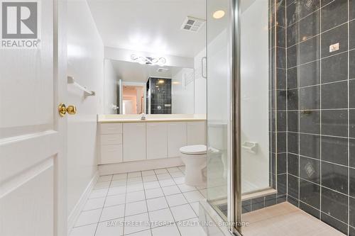 506 Grandview Way, Toronto, ON - Indoor Photo Showing Bathroom