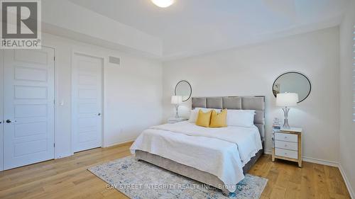 170 Baber Crescent, Aurora, ON - Indoor Photo Showing Bedroom