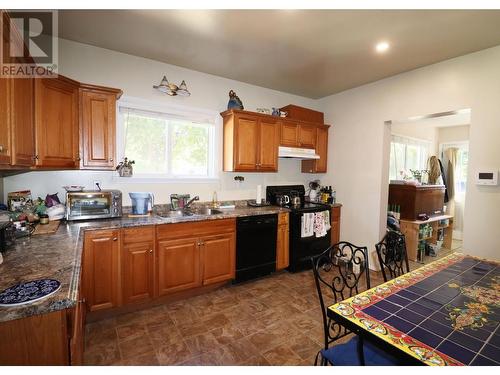 1726 72Nd Avenue, Grand Forks, BC - Indoor Photo Showing Kitchen With Double Sink