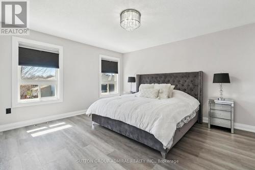 49 Catherine Drive, Barrie, ON - Indoor Photo Showing Bedroom