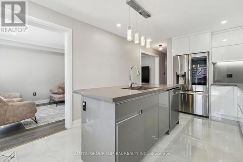 49 Catherine Drive, Barrie, ON - Indoor Photo Showing Kitchen