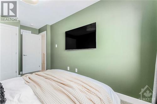 860 Solarium Avenue, Ottawa, ON - Indoor Photo Showing Bedroom