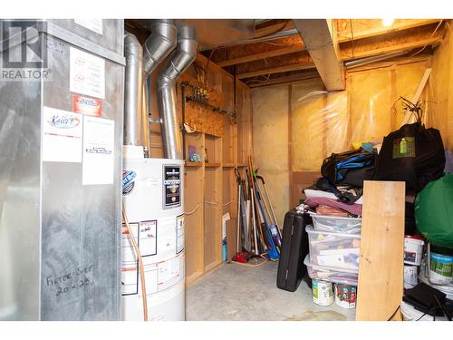 897 Westview Way, West Kelowna, BC - Indoor Photo Showing Basement