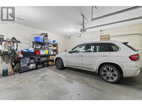 801 20 Street Ne Unit# 36, Salmon Arm, BC - Indoor Photo Showing Garage