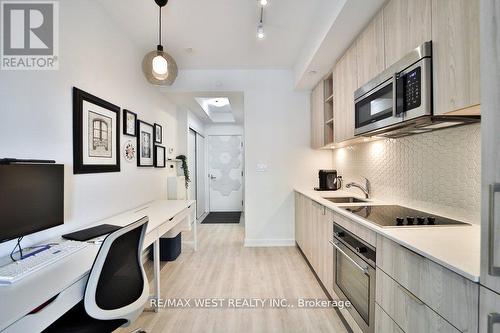 2903 - 50 Ordnance Street, Toronto, ON - Indoor Photo Showing Kitchen