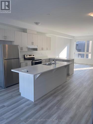 25 Bateson Street, Ajax, ON - Indoor Photo Showing Kitchen With Stainless Steel Kitchen