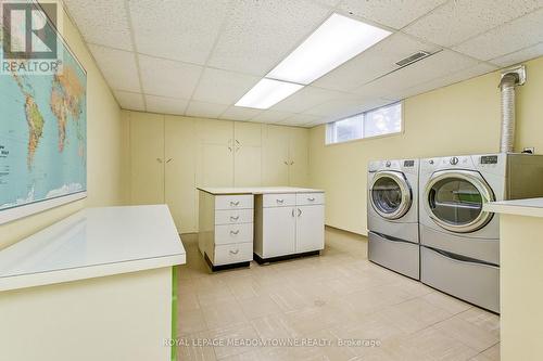 1520 Camelford Road, Mississauga, ON - Indoor Photo Showing Laundry Room