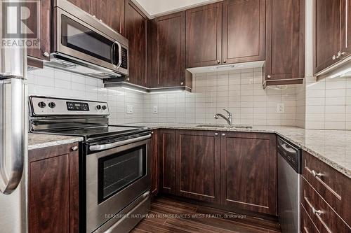 607 - 24 Woodstream Boulevard N, Vaughan, ON - Indoor Photo Showing Kitchen With Stainless Steel Kitchen With Upgraded Kitchen