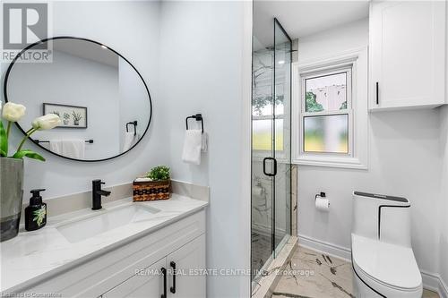 5449 Wellington Rd39 Road, Guelph/Eramosa, ON - Indoor Photo Showing Bathroom