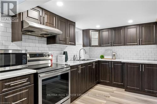 5449 Wellington Rd39 Road, Guelph/Eramosa, ON - Indoor Photo Showing Kitchen With Upgraded Kitchen