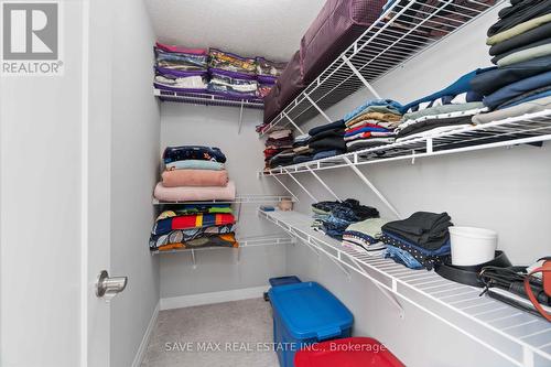 126 Laguna Village Crescent, Hamilton, ON - Indoor With Storage