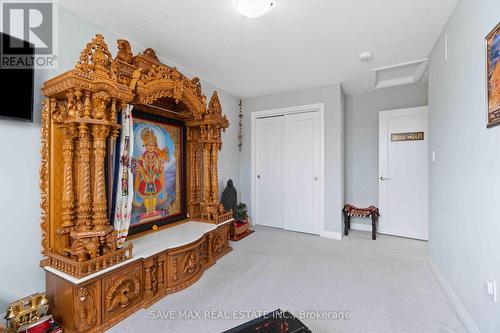 126 Laguna Village Crescent, Hamilton, ON - Indoor Photo Showing Other Room