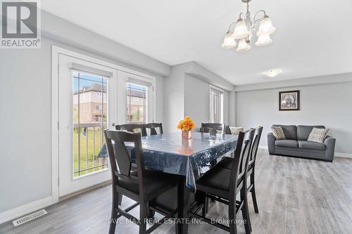 126 Laguna Village Crescent, Hamilton, ON - Indoor Photo Showing Dining Room