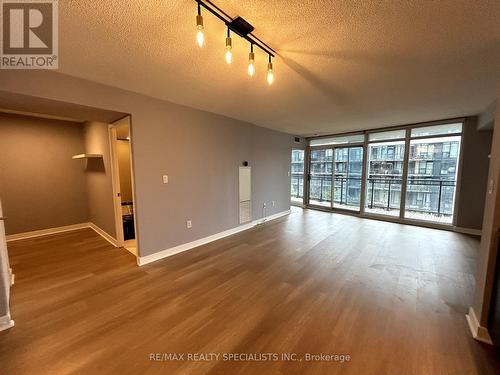 610 - 25 Capreol Court, Toronto, ON - Indoor Photo Showing Other Room