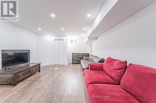 39 Alexandra Wood, Richmond Hill, ON - Indoor