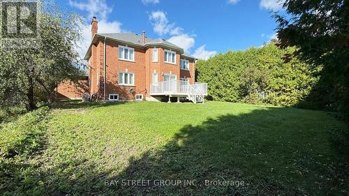 39 Alexandra Wood, Richmond Hill, ON - Outdoor