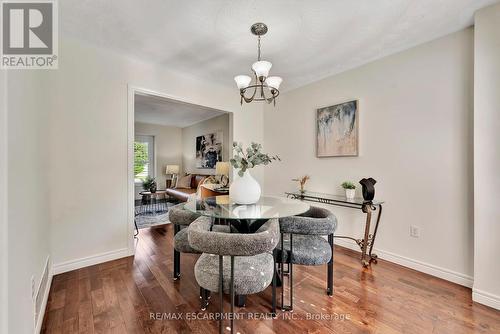 19 Falconridge Drive, Hamilton, ON - Indoor Photo Showing Dining Room