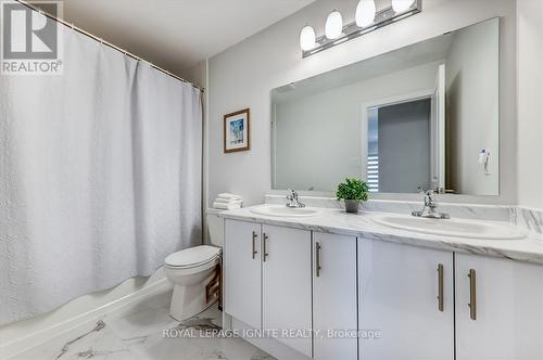 11 Waterleaf Road, Markham, ON - Indoor Photo Showing Bathroom