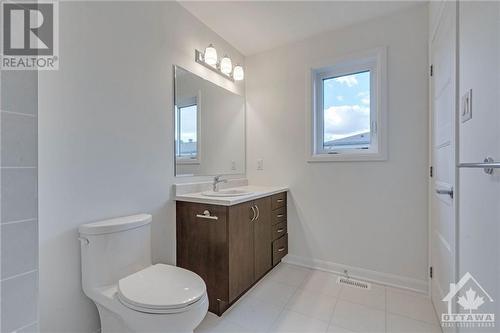 108 Maynooth Court, Ottawa, ON - Indoor Photo Showing Bathroom