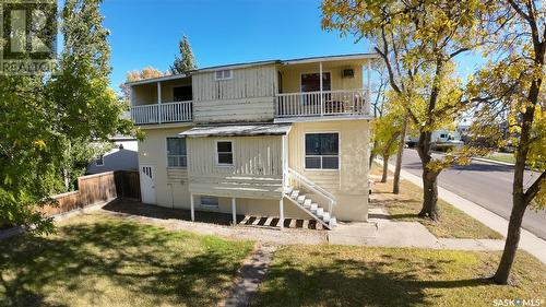 205 5Th Avenue Nw, Swift Current, SK - Outdoor